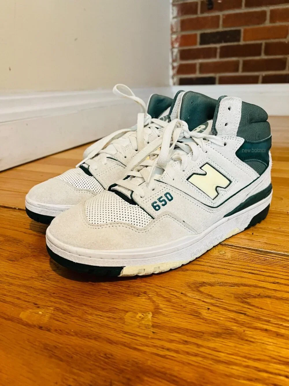 New Balance 650R Mens White Green BB650RVG Sneaker Size 9.5